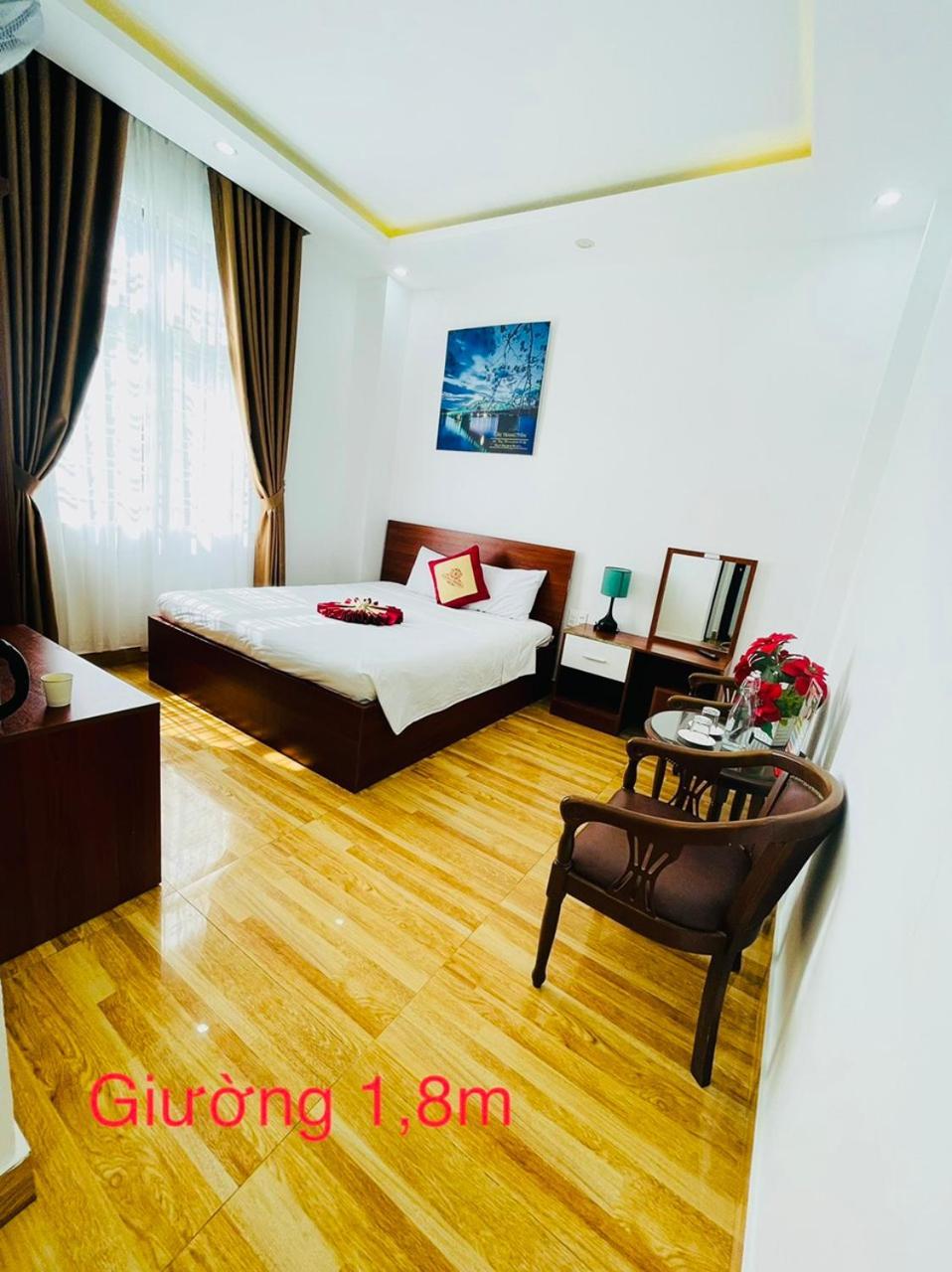 Sapphire Hotel Hue Exterior foto