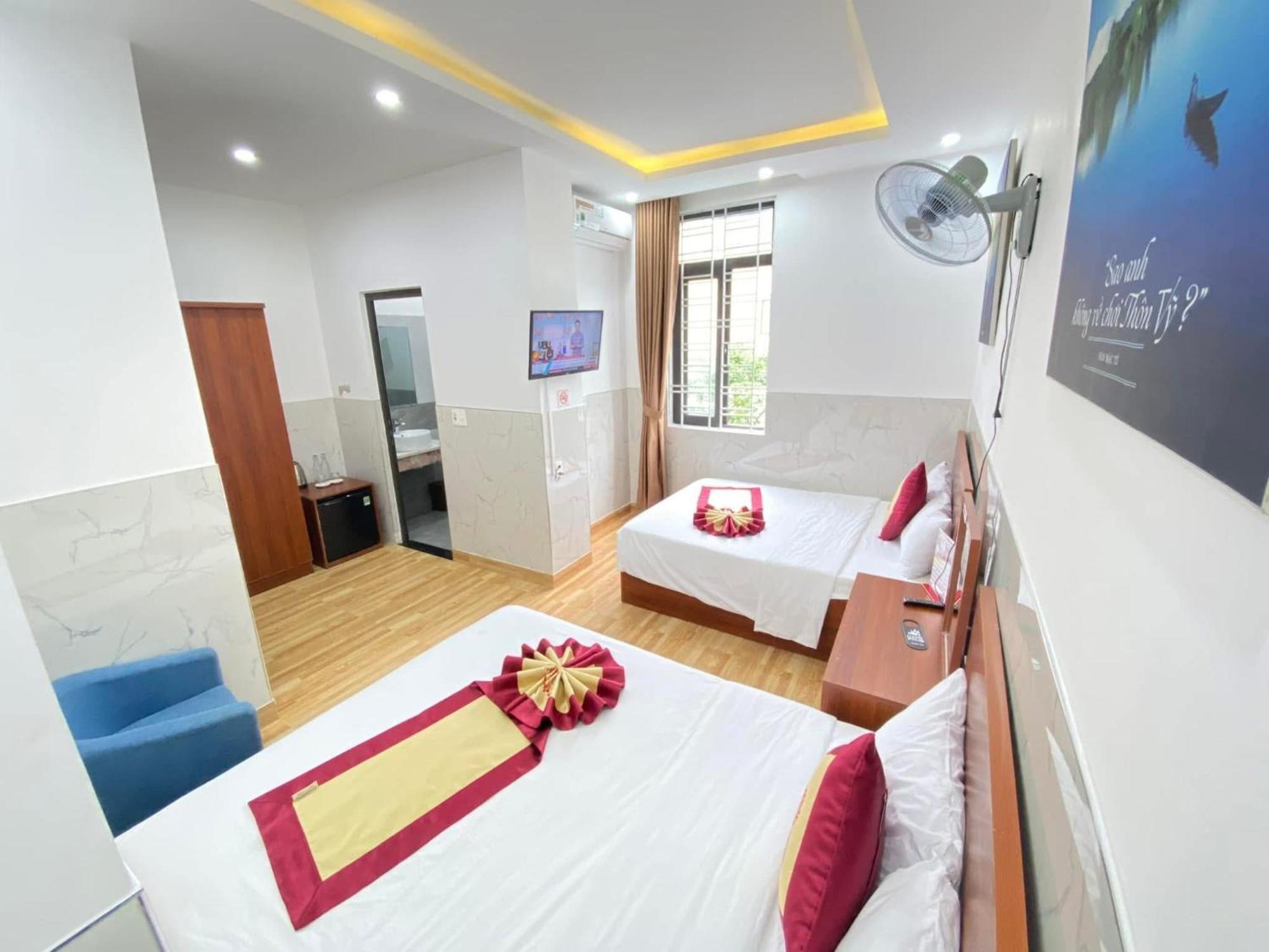 Sapphire Hotel Hue Exterior foto